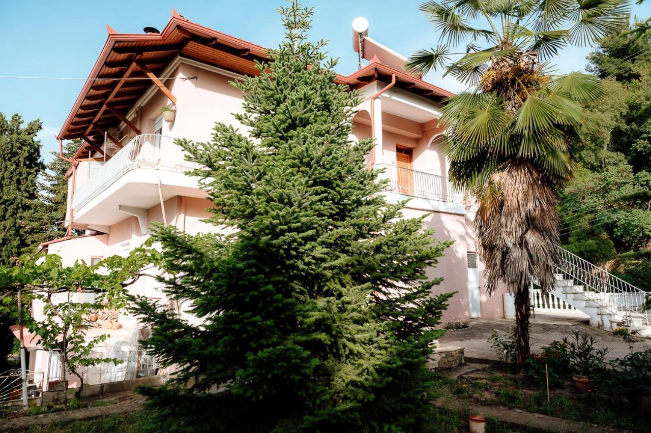 Serenity Hill فيريا المظهر الخارجي الصورة